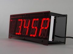 Alpha Clock Five Red